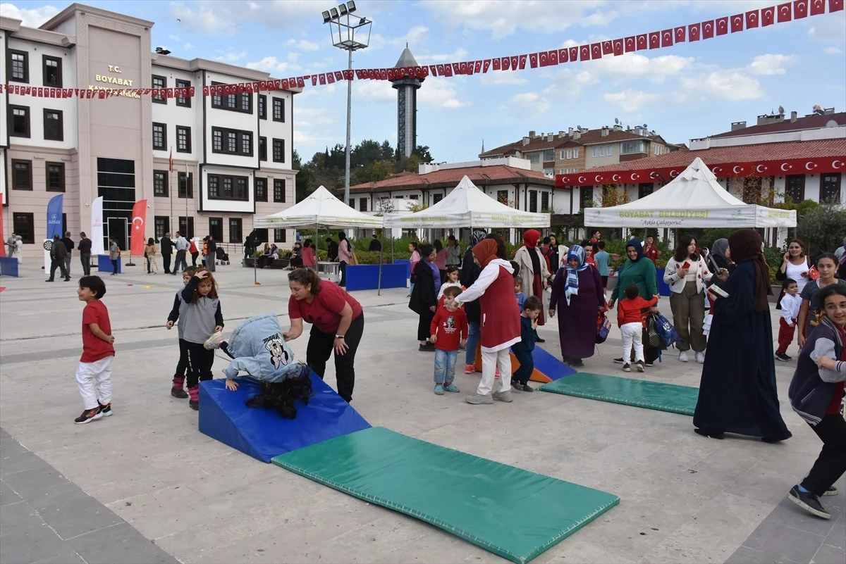 Sinop\'ta Cumhuriyet\'in 100. Yılı Kutlamaları Spor ve Oyun Şenliği ile Devam Etti
