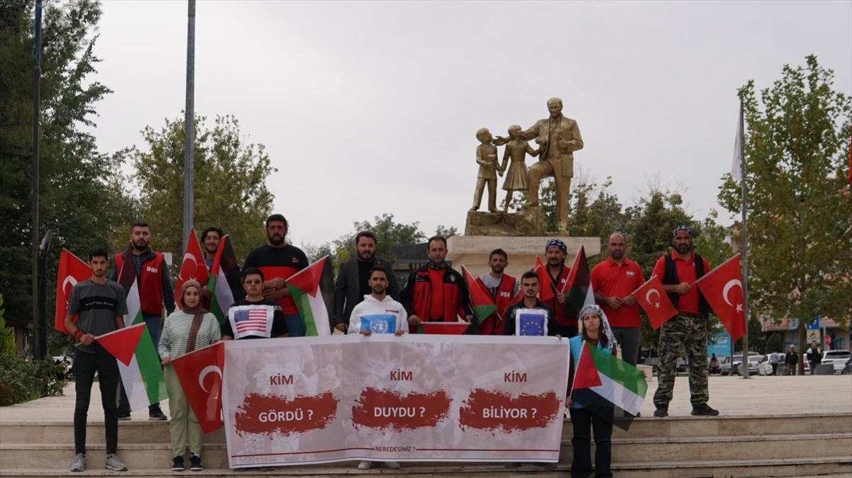 Çivril\'de İsrail\'in Filistin\'e saldırıları protesto edildi