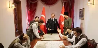 Atatürk'ün Bakanlar Kurulu Toplantısı Yaptığı Konağa Ziyaretçi Akını