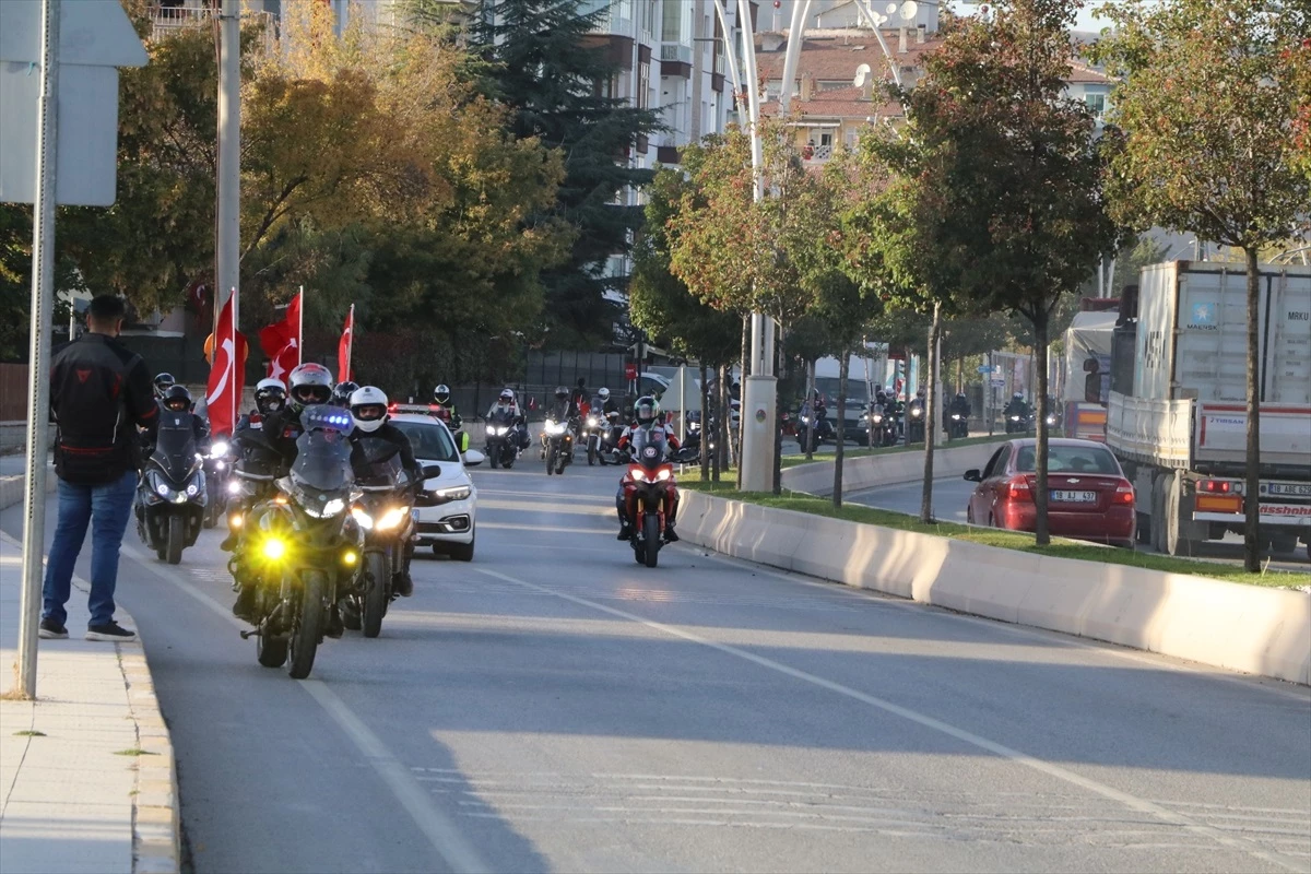 Cumhuriyet\'in 100. yılında motorcular "İstiklal Sürüşü" gerçekleştirdi