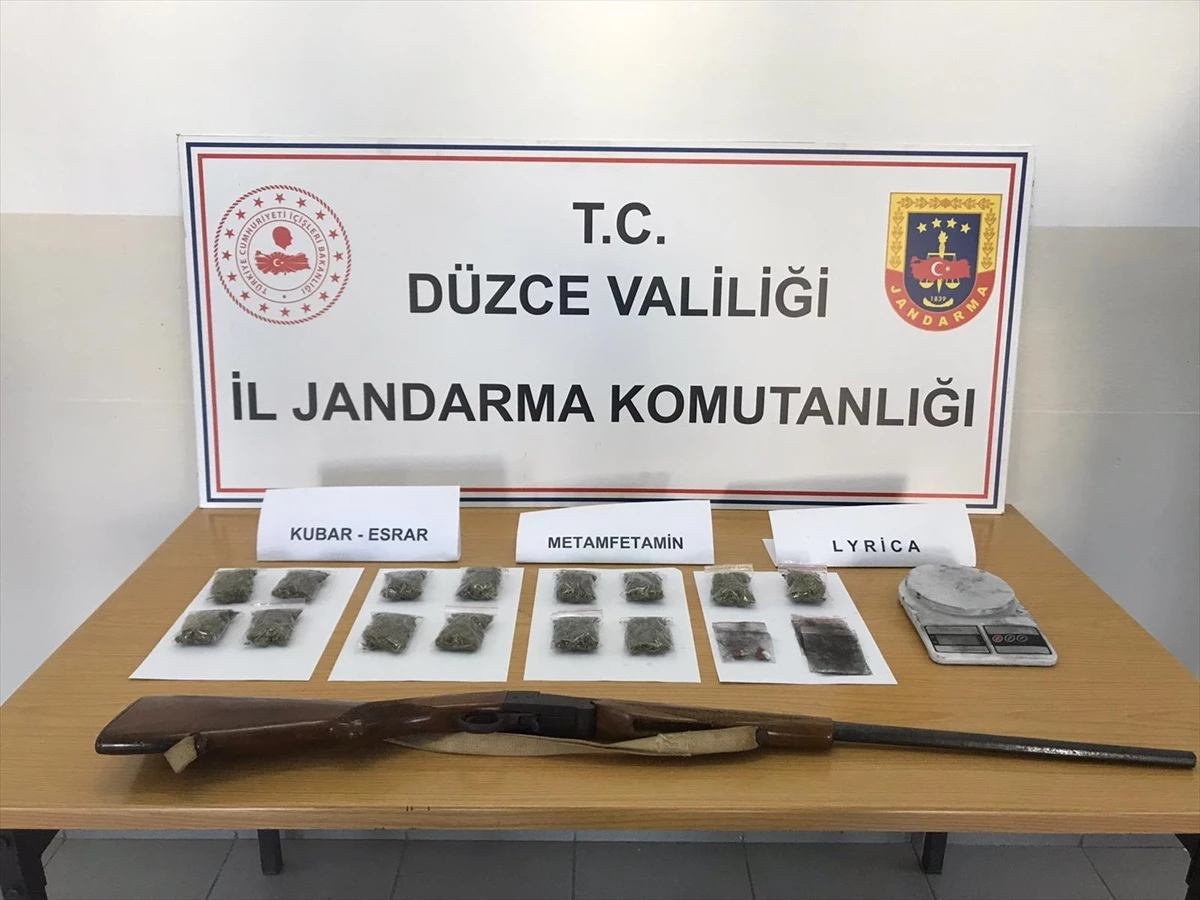 Düzce\'de Uyuşturucu Operasyonu: Şüpheli Gözaltına Alındı