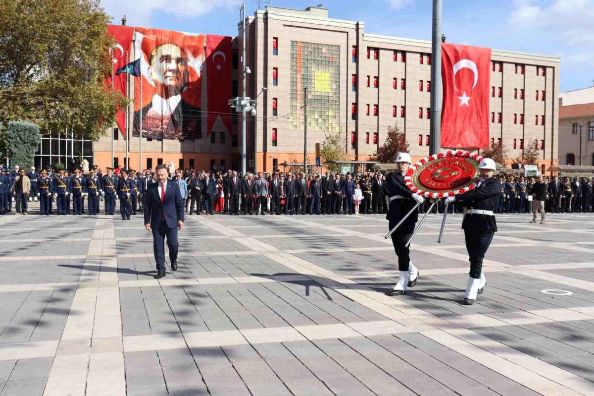 Eskişehir\'de Cumhuriyet Bayramı töreni düzenlendi