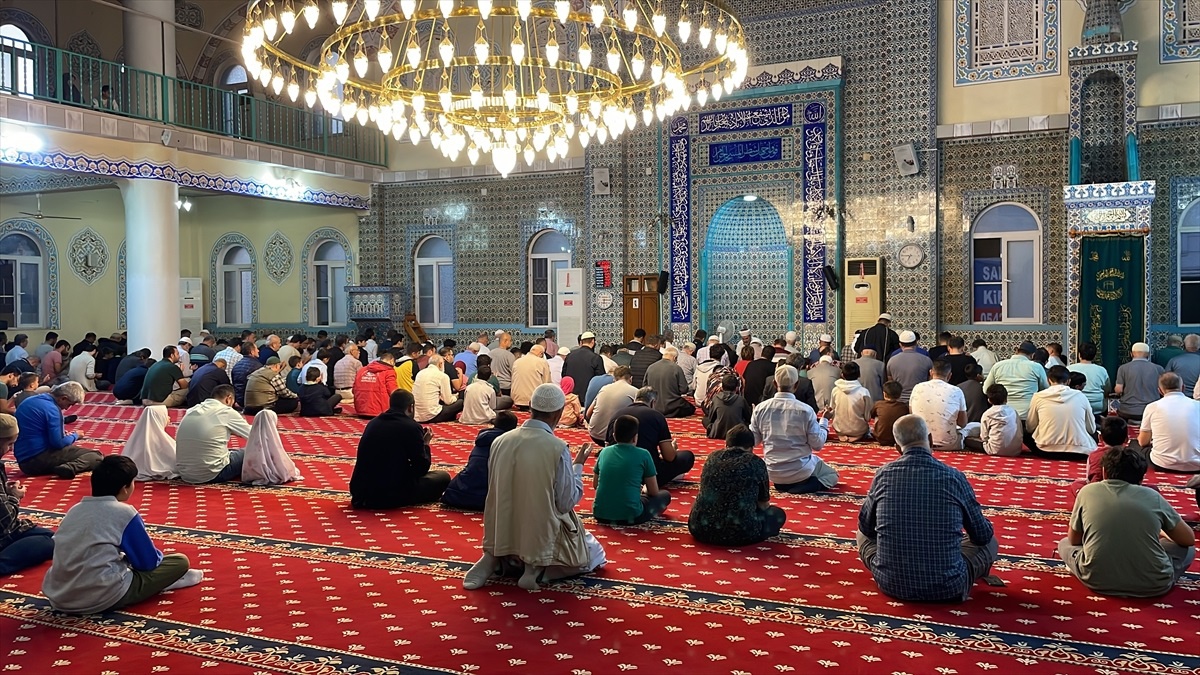 Kocaeli\'de Filistin\'e Dua Buluşması