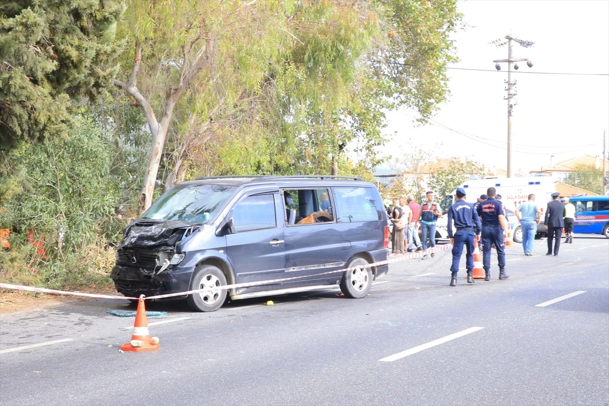 Muğla\'da trafik kazasında 1 kadın ve 3 çocuk hayatını kaybetti