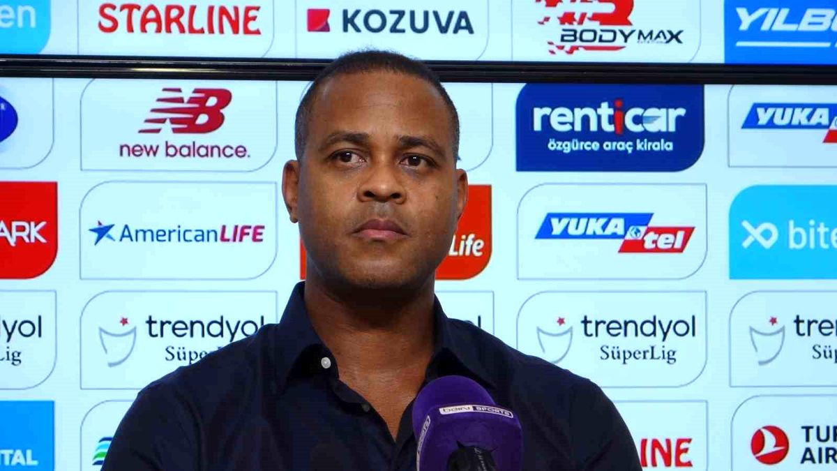 Patrick Kluivert: \'İkinci yarı aksiyonları geliştirip golleri bulduk. Galip geldiğimiz için mutluyuz\'