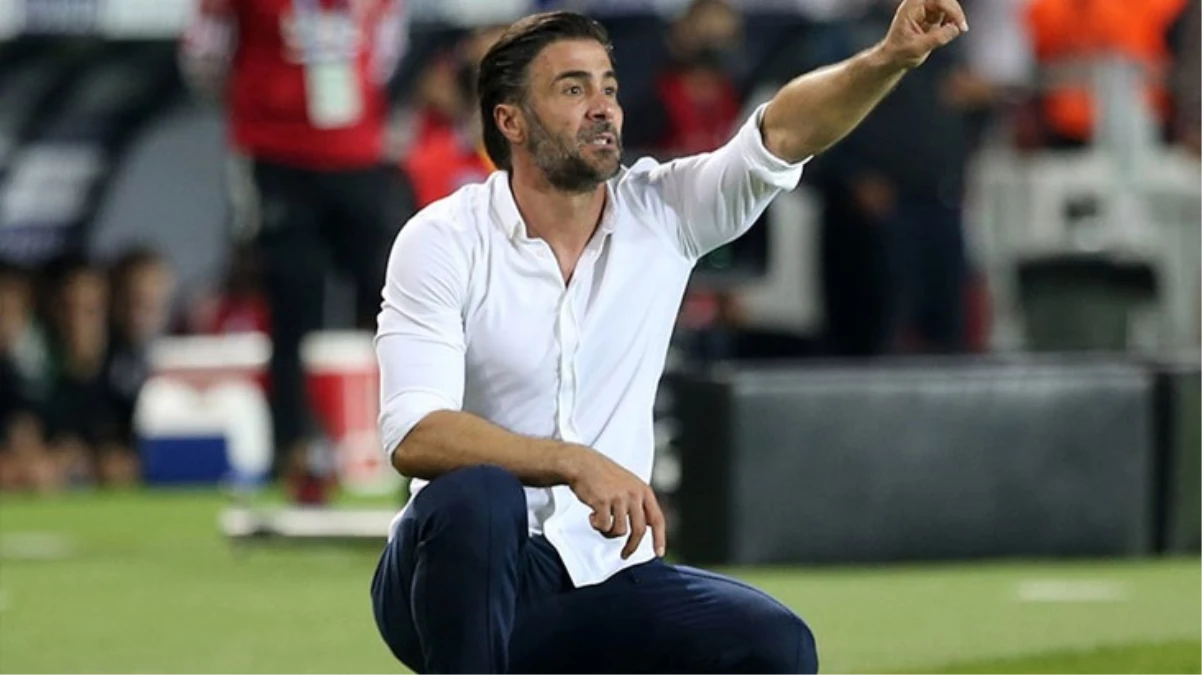 Süper Lig\'de yaprak dökümü sürüyor! Akdeniz ekibinin hocası da istifa etti
