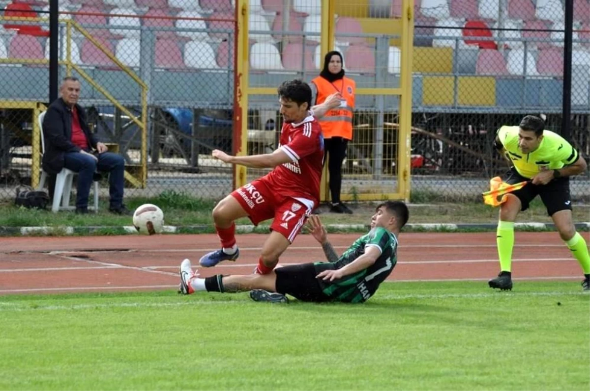 Denizlispor, Somaspor\'a 1-0 mağlup oldu