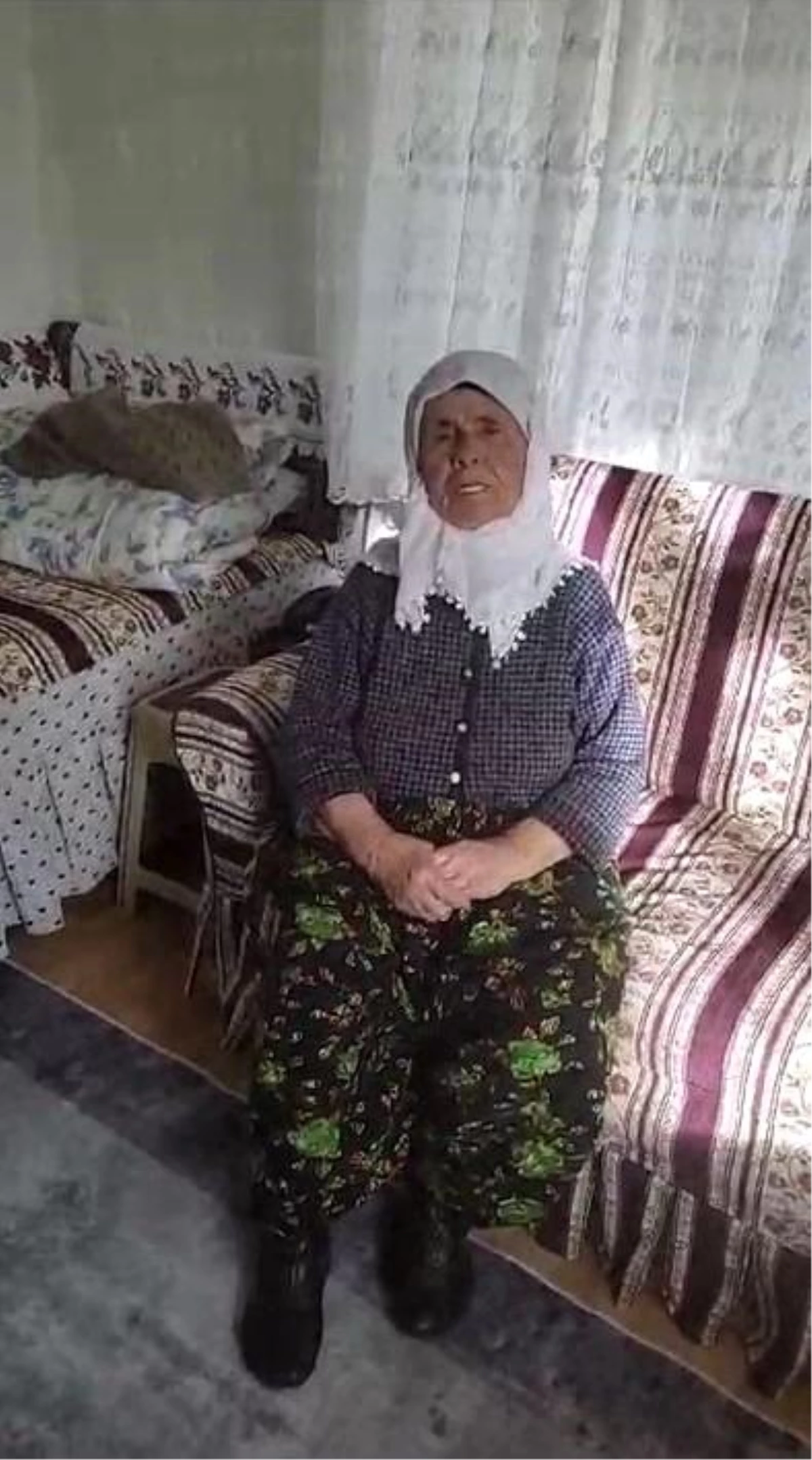 85 Yaşındaki Nazmiye Ceviz Cumhuriyet Bayramı\'nı Şiirle Kutladı