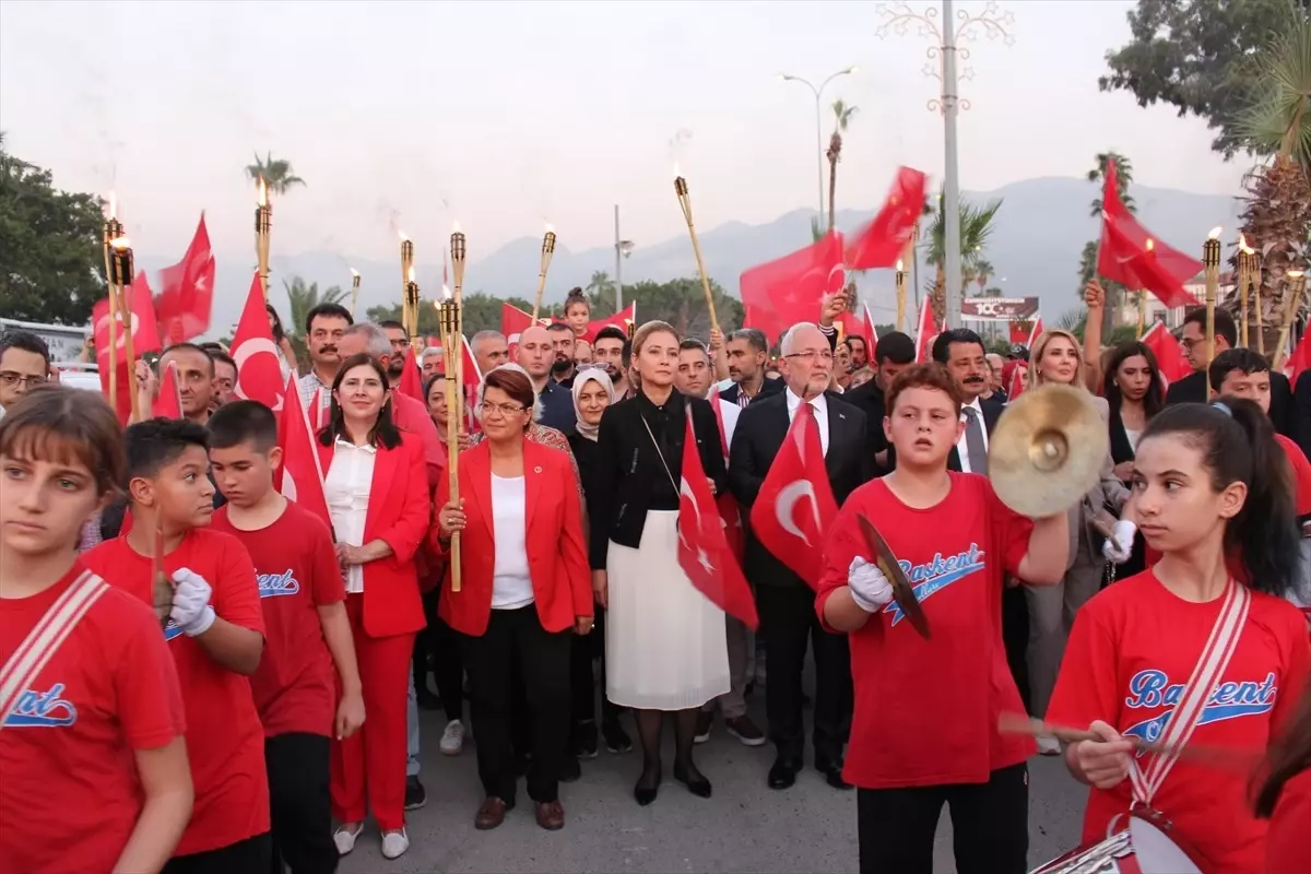 Adana, Mersin, Hatay ve Osmaniye\'de, 29 Ekim Cumhuriyet Bayramı dolayısıyla resepsiyon verildi