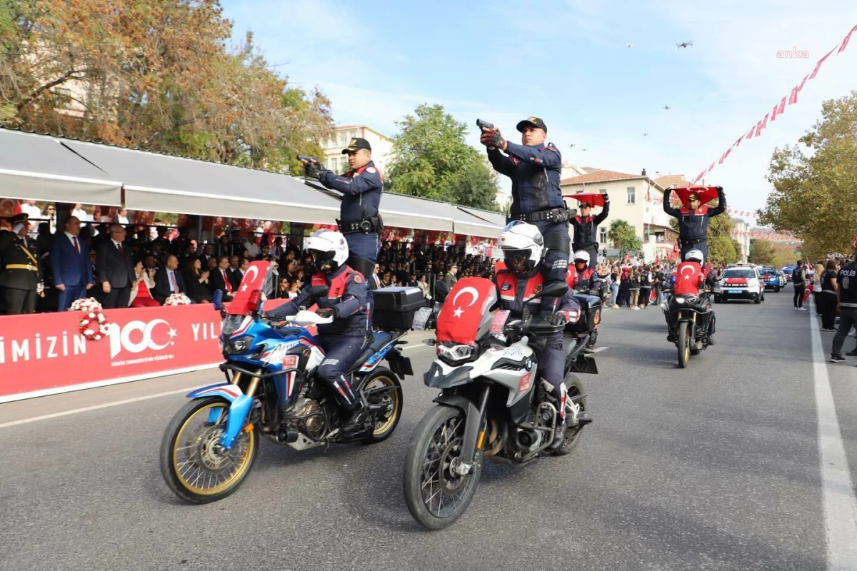 Tekirdağ\'da 29 Ekim Cumhuriyet Bayramı coşkusu