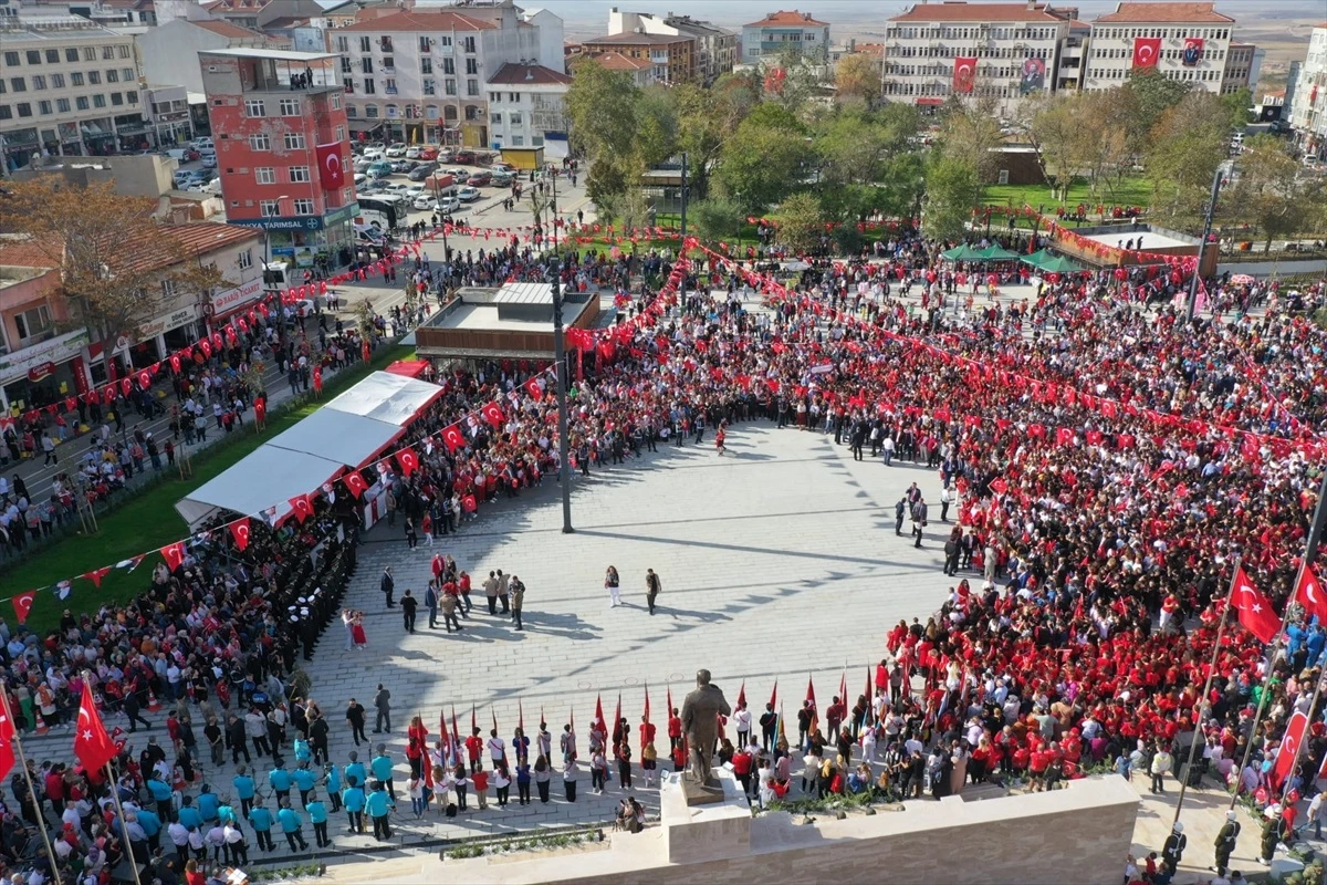 Edirne\'nin ilçelerinde Cumhuriyet\'in 100. yıl dönümü coşkuyla kutlandı