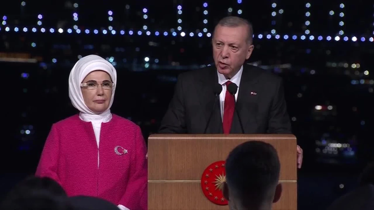 Cumhurbaşkanı Erdoğan: "Binlerce yıllık devlet geleneğimizin yeni bir halkası olan Cumhuriyetimiz, bu topraklarda kurduğumuz ilk değil en son...