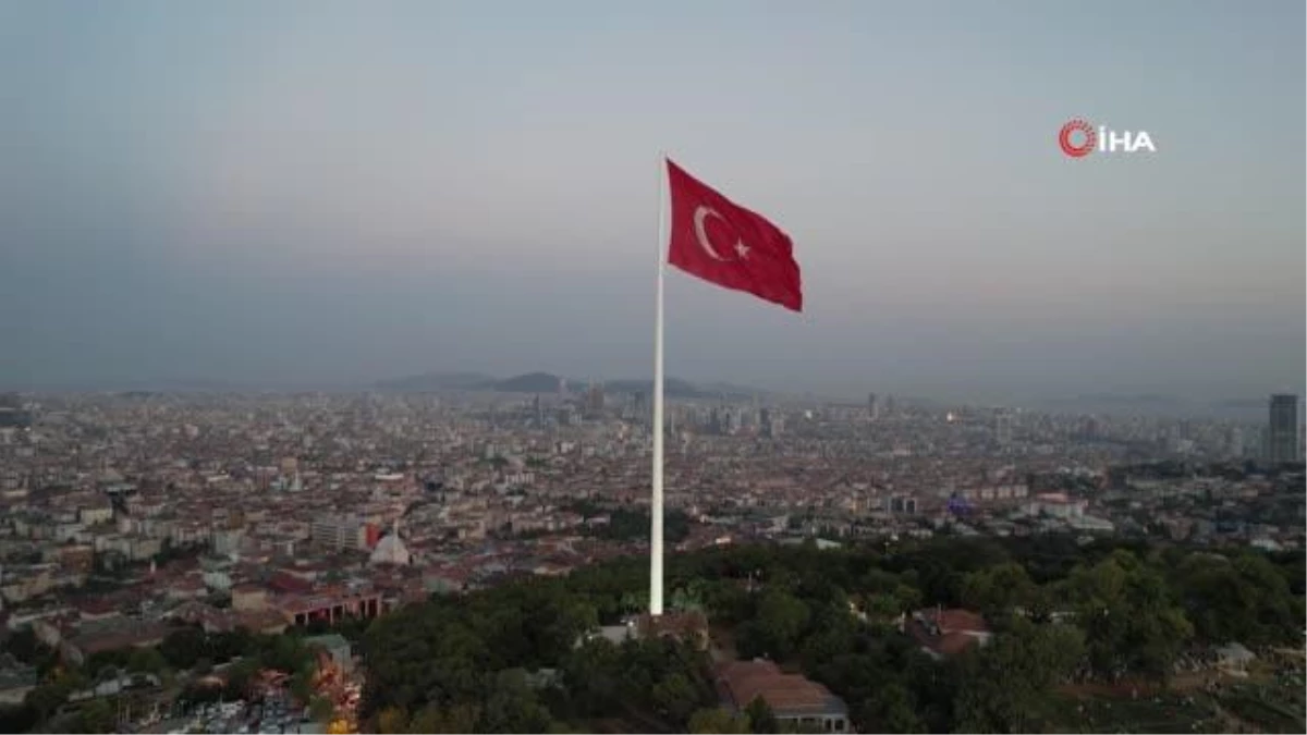 Gençlik ve Spor Bakanı Osman Aşkın Bak, Cumhuriyet\'in 100. yılını kutladı