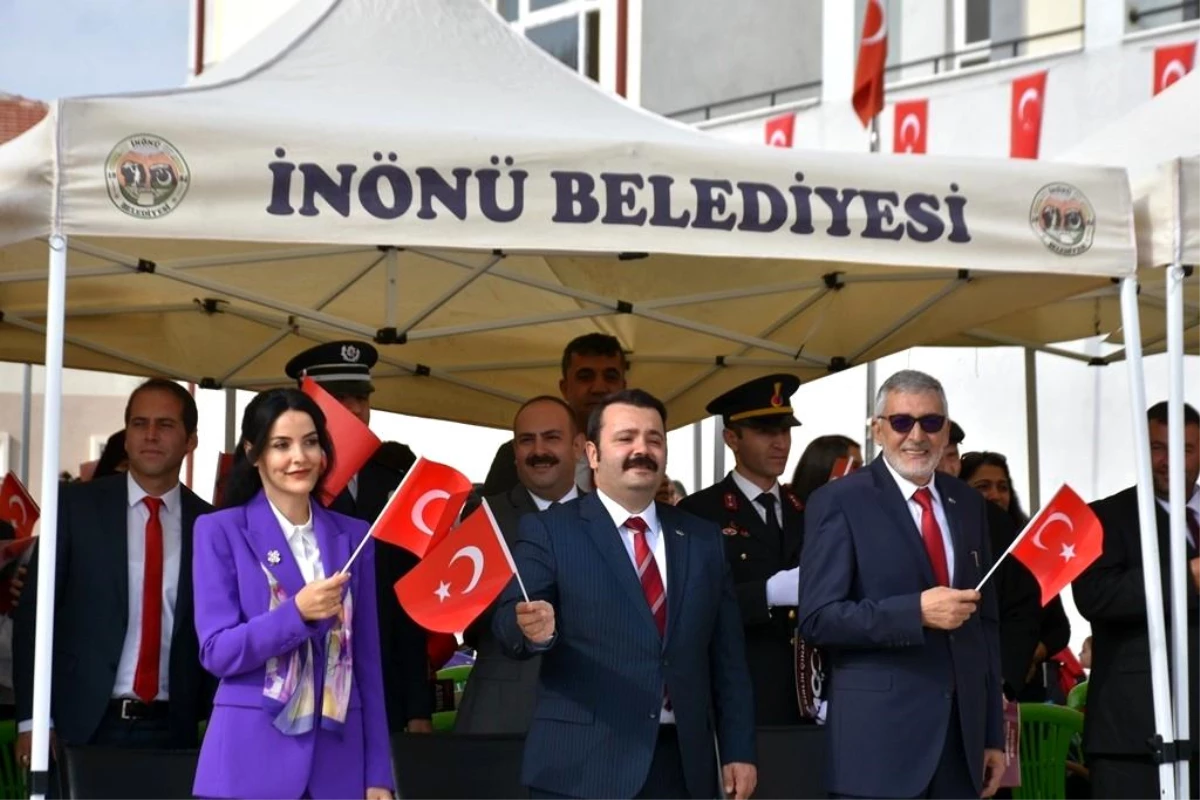 İnönü\'de Cumhuriyetin 100.\'ncü yılı coşkuyla kutlandı