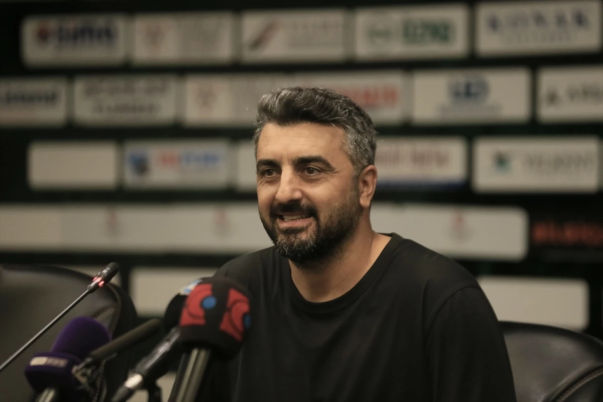 Kocaelispor Teknik Direktörü Ertuğrul Sağlam: \'Üzgünüz, 2 puan kaybettik\'
