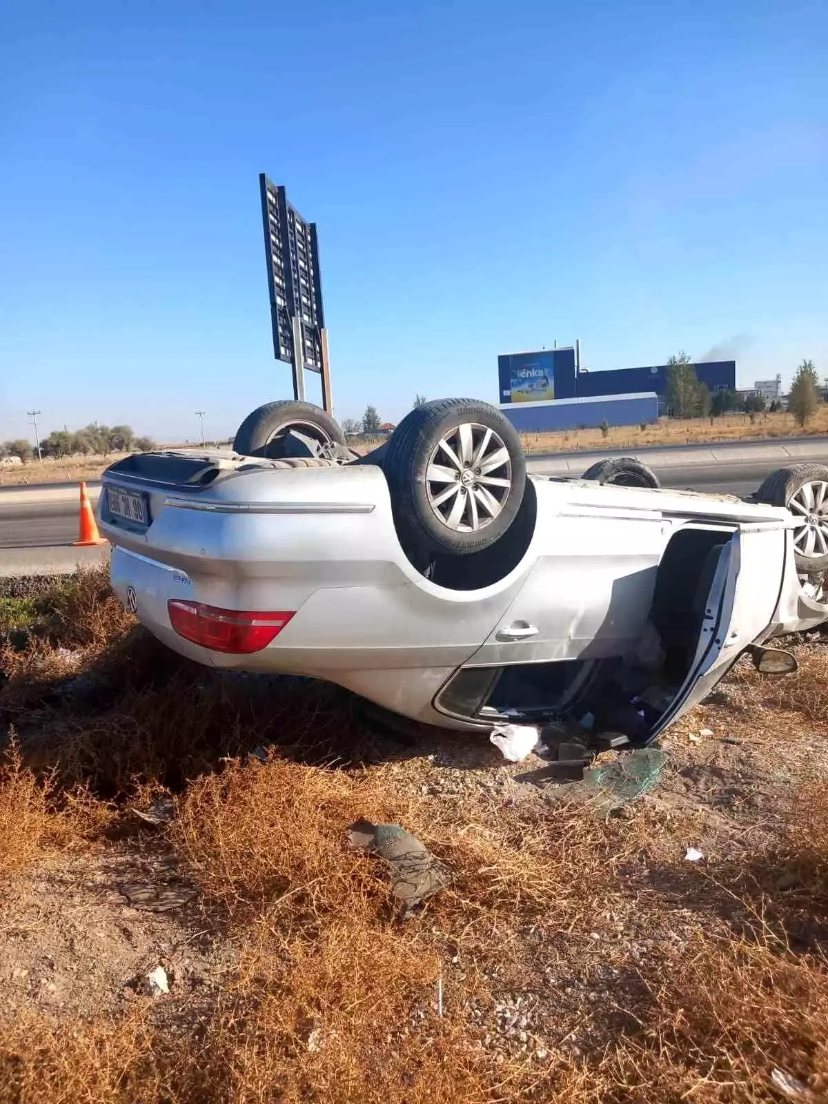 Konya Ereğli\'de Kontrolden Çıkan Otomobil Takla Attı: 1 Yaralı