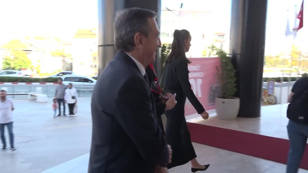 Tepebaşı Belediyesi İki Elin Sesi Var Çocuk Senfoni Orkestrası Bilecik\'te Ayakta Alkışlandı