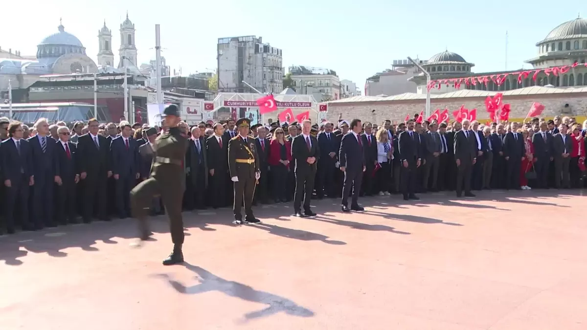 Vatandaş, "Engelli Çocuğumu Sadece Yuvamız İstanbul Kreşi Kabul Etti, Şimdi Konuşuyor" Sözleriyle Teşekkür Etti. İmamoğlu: "Bana Bu Yeter"