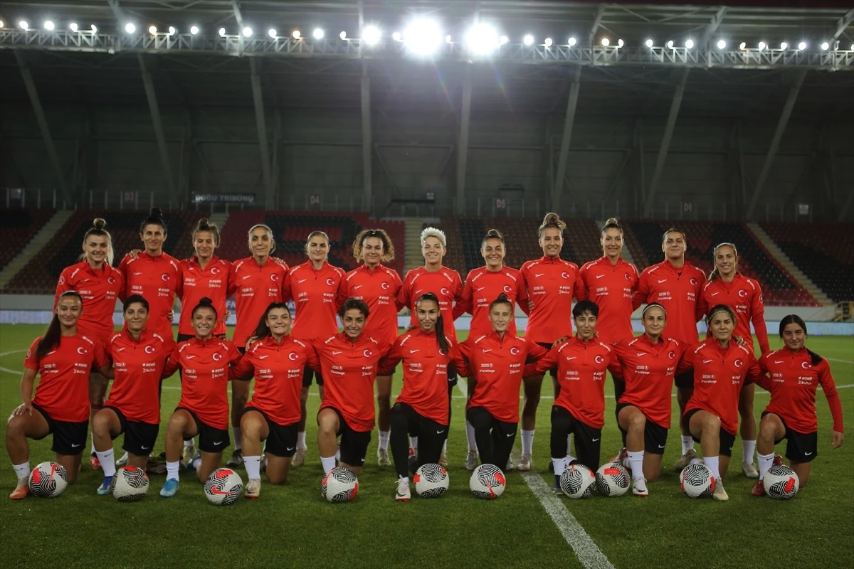A Milli Kadın Futbol Takımı, Lüksemburg maçı için hazır