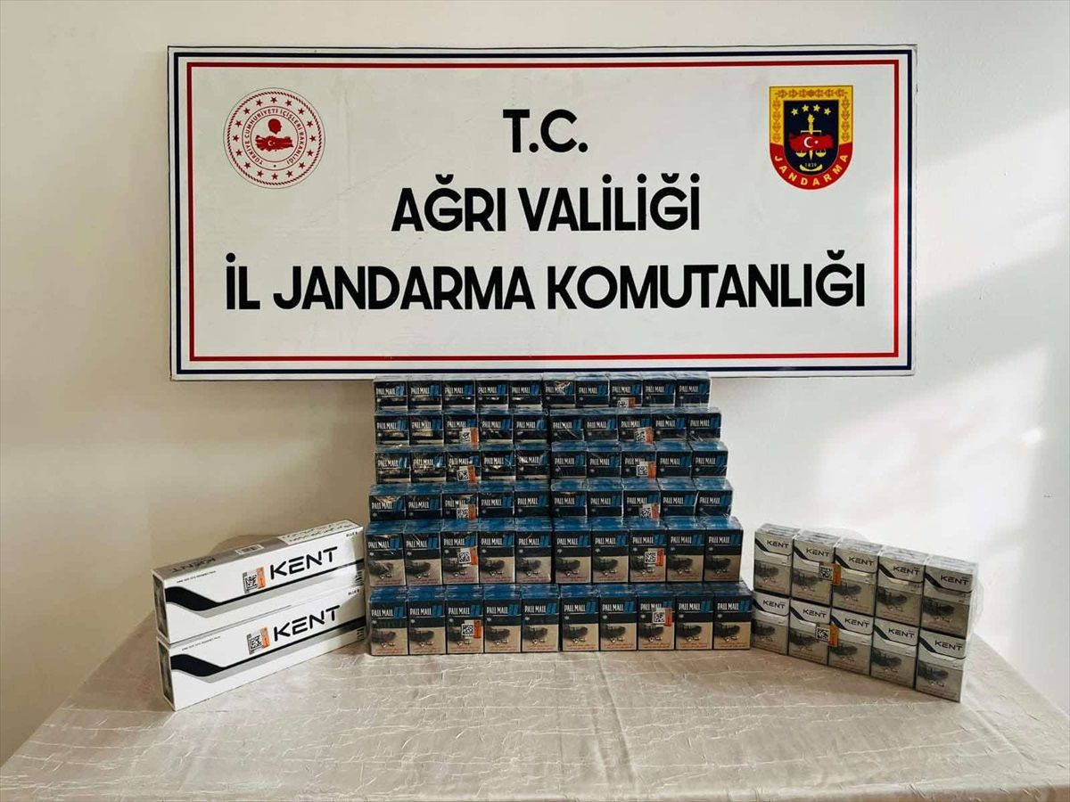 Ağrı\'da gümrük kaçağı sigara operasyonunda 2 şüpheli gözaltına alındı