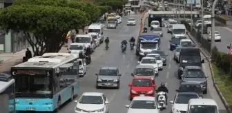 Antalya'da Her 6,5 Kişiye 1 Motosiklet Düşüyor