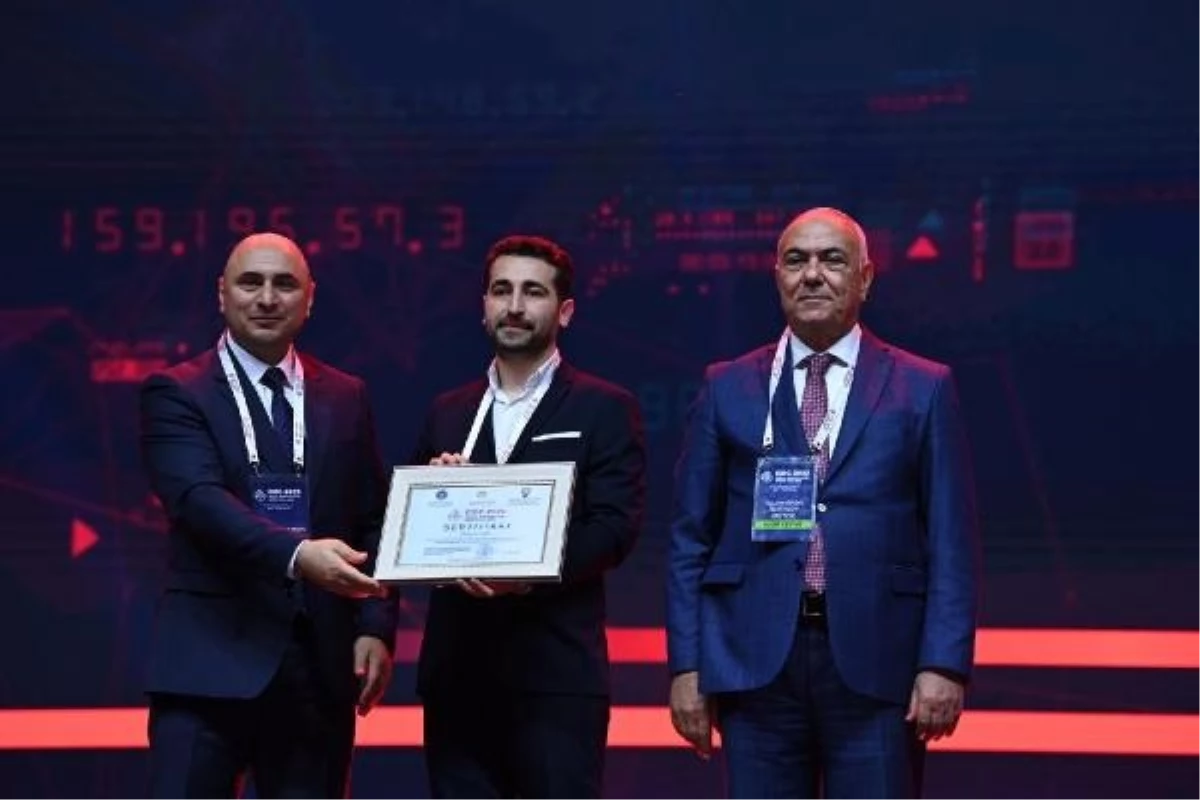 Azerbaycan\'da Siber Savaş Yarışması Düzenlendi