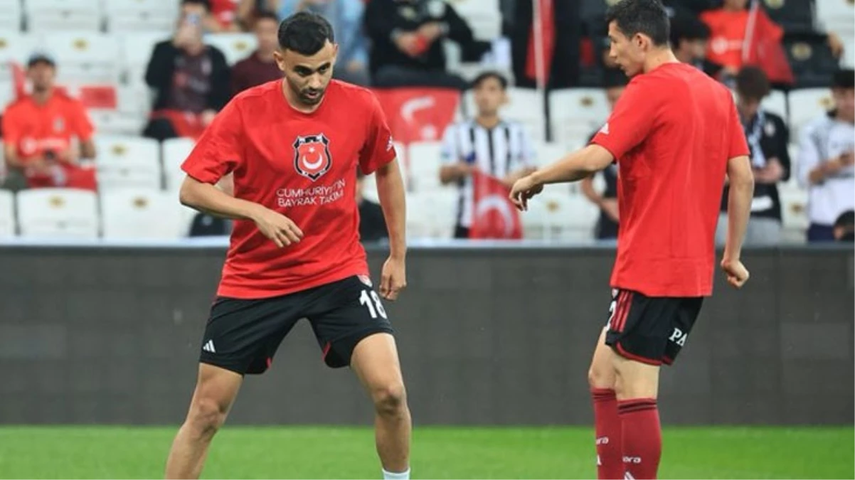 Beşiktaş\'a şok! Ghezzal, 20. dakikada sakatlanıp oyundan çıktı