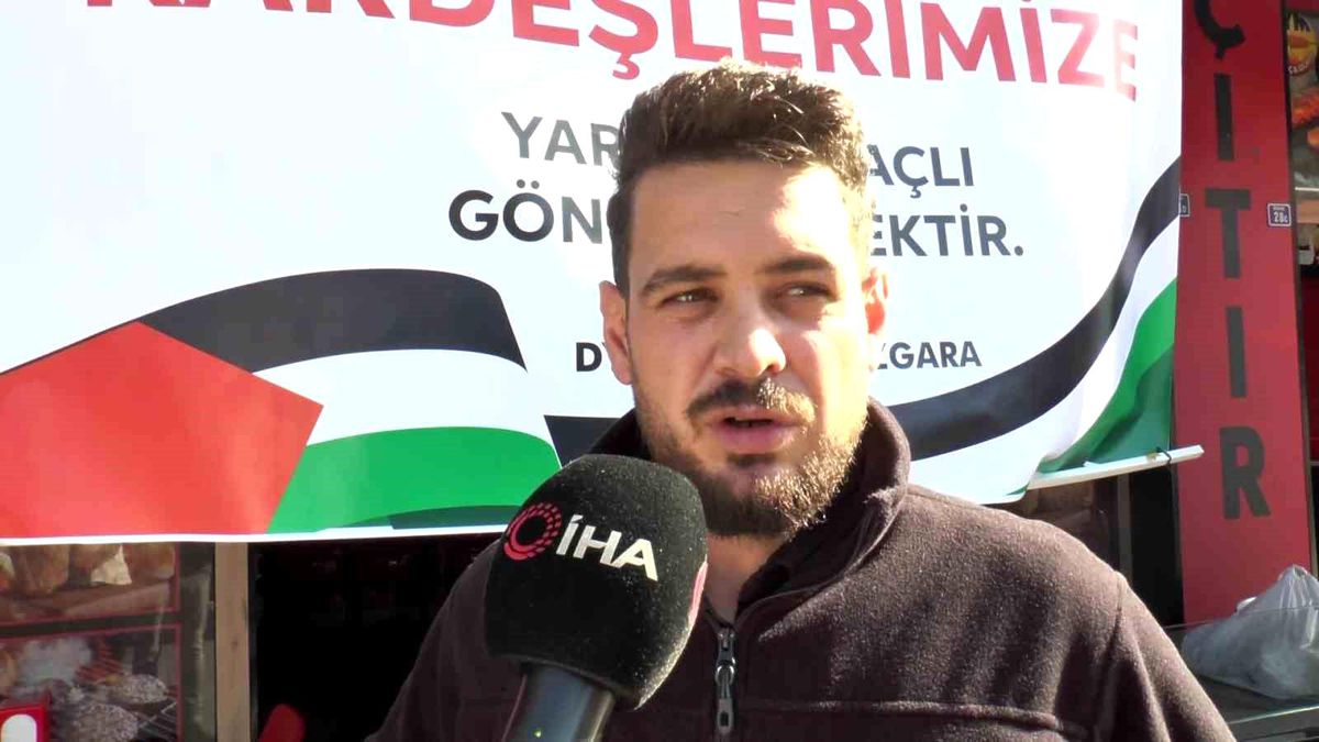Çayırova\'da Esnafın Filistin\'e Destek Eylemi