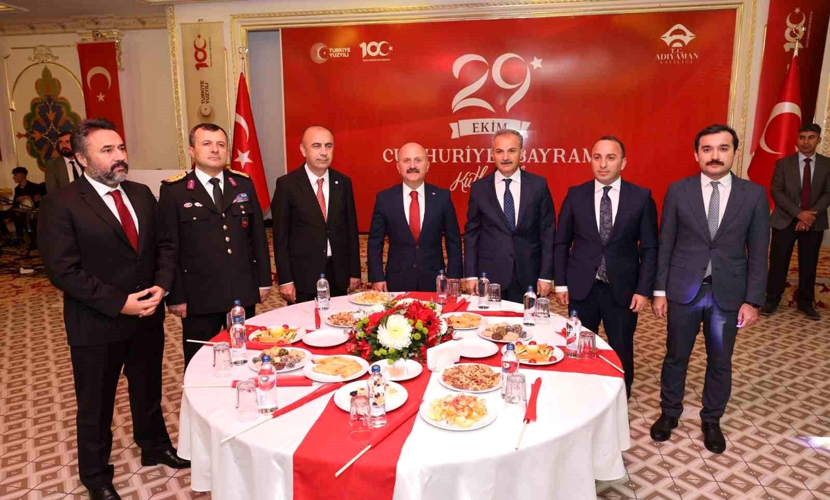 Adıyaman\'da Cumhuriyet Resepsiyonu düzenlendi