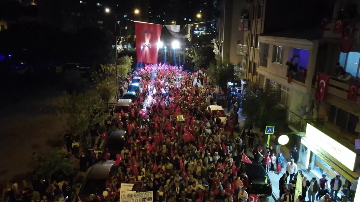 Edirne\'de Onur Akın Konseriyle Cumhuriyet Bayramı Kutlamaları