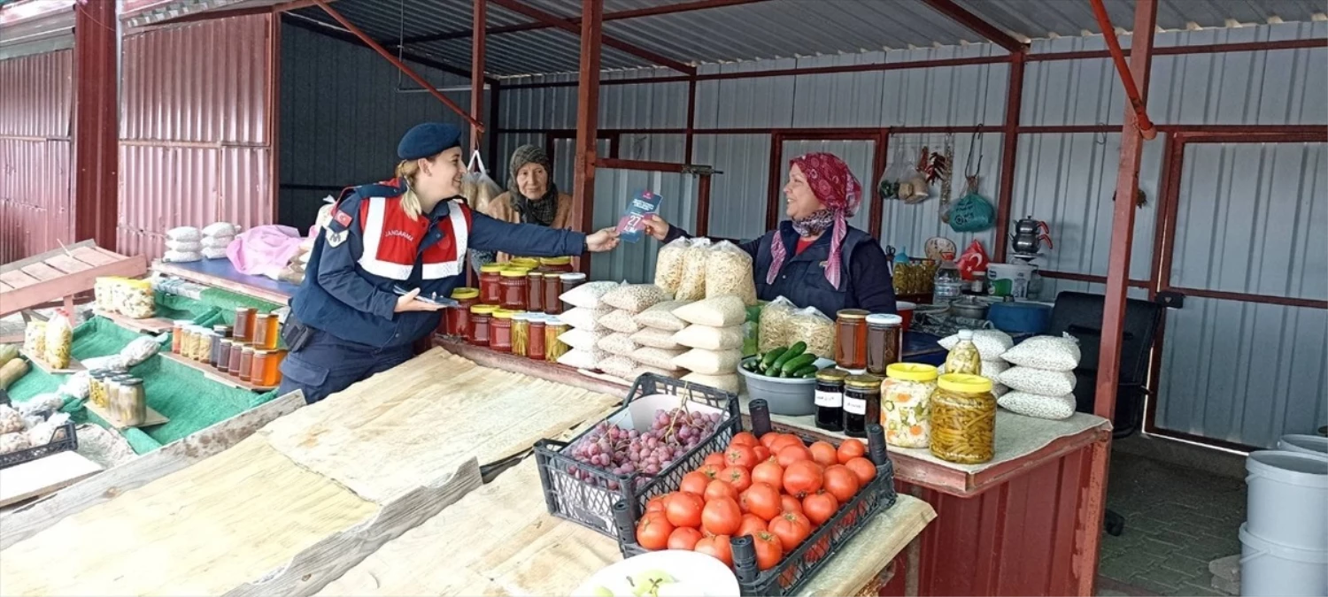 Edirne\'de Jandarma Ekipleri Aile İçi Şiddetle Mücadele ve KADES Bilgilendirme Çalışmalarını Sürdürüyor