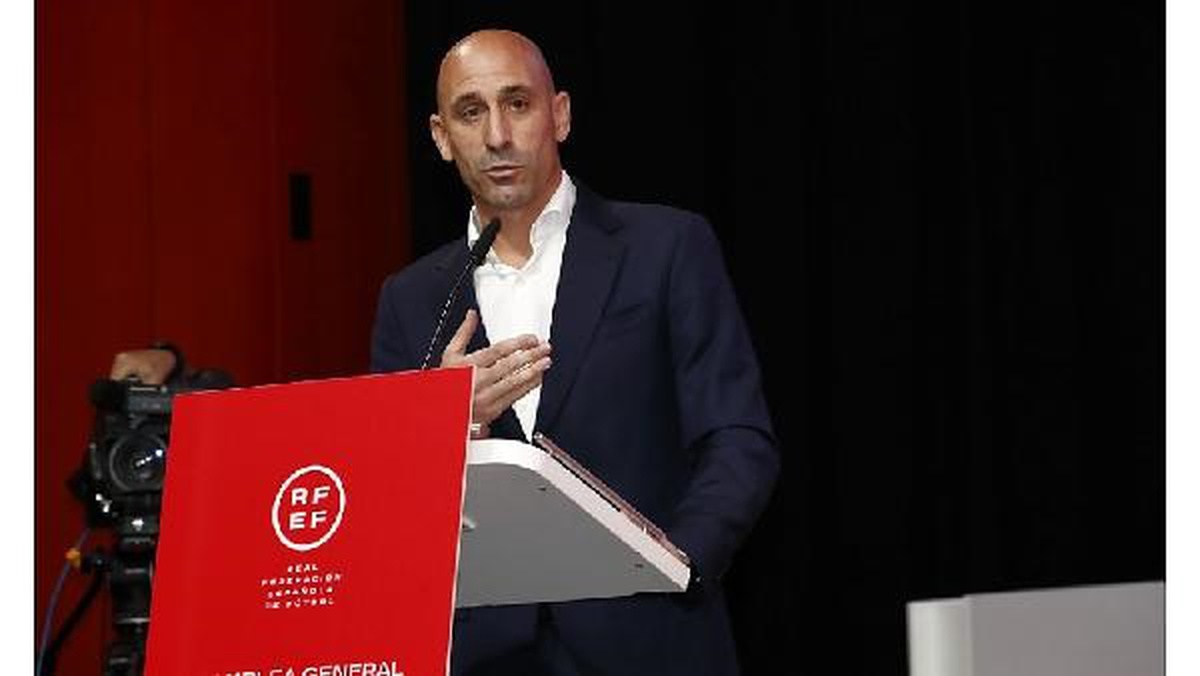 FIFA, Luis Rubiales\'e 3 Yıl Men Cezası Verdi