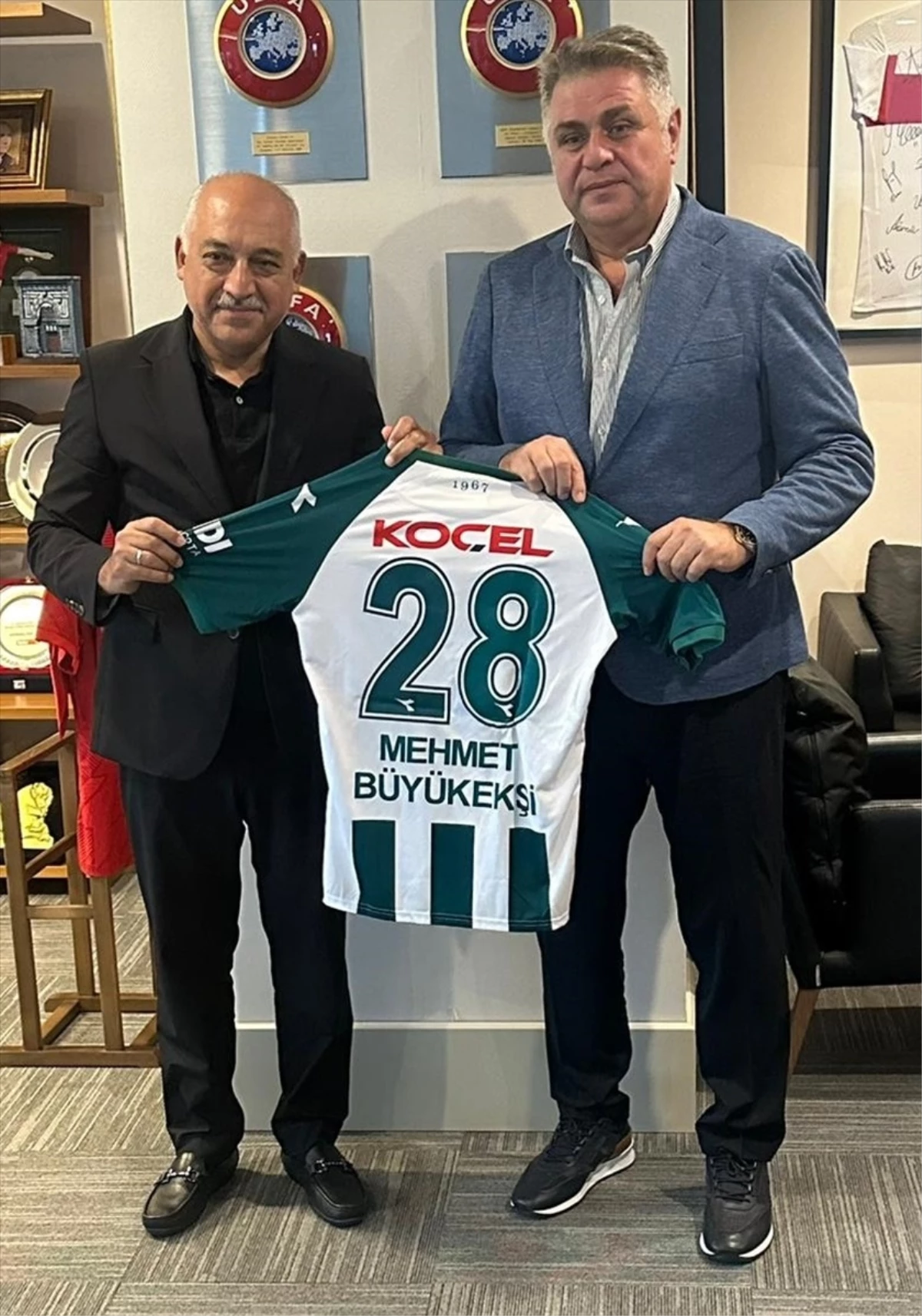 Bitexen Giresunspor Başkanı Mehmet Büyükekşi\'yi ziyaret etti