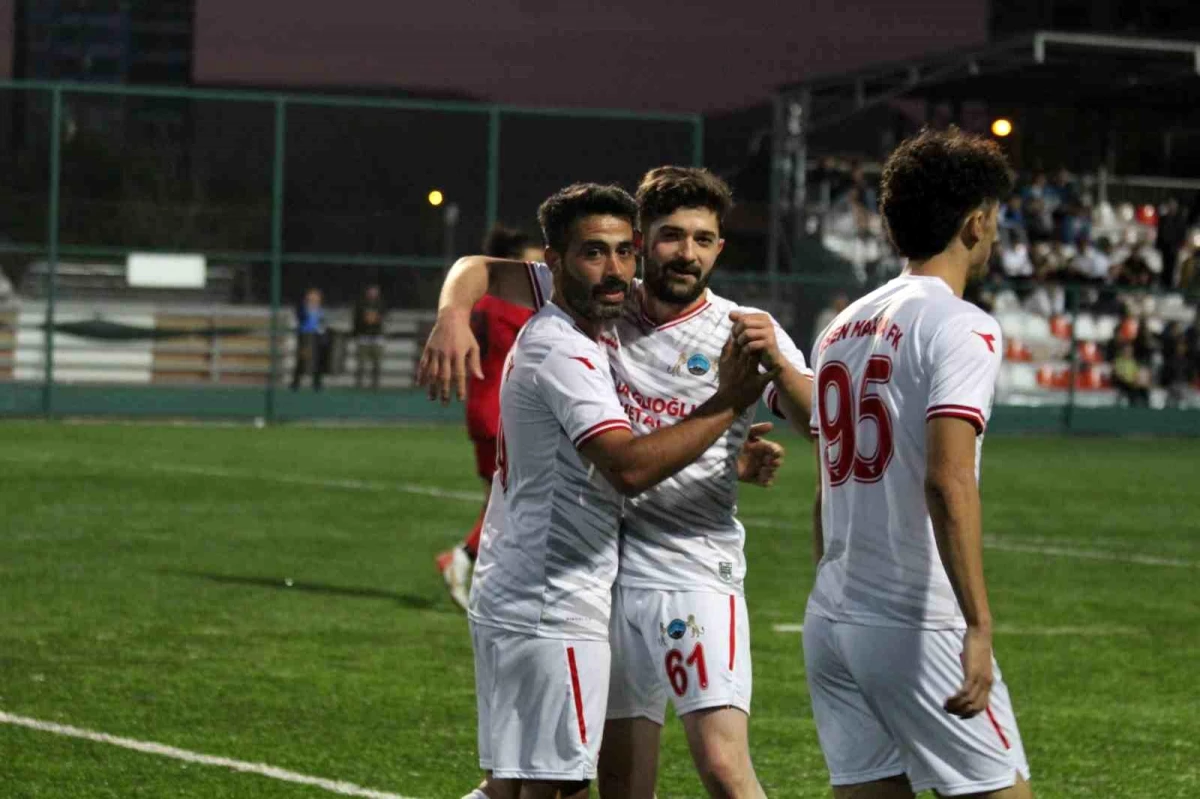 Erciyes Esen Makina FK, Kayseri Yolspor\'u 5-0 mağlup etti