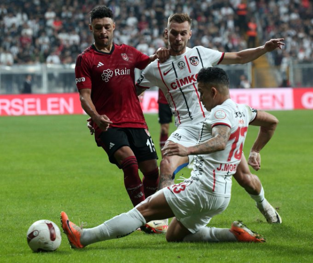Son Dakika: Kara Kartal ikinci yarıda açıldı! Beşiktaş, Süper Lig'in 10. haftasında Gaziantep FK'yı 2-0 yendi