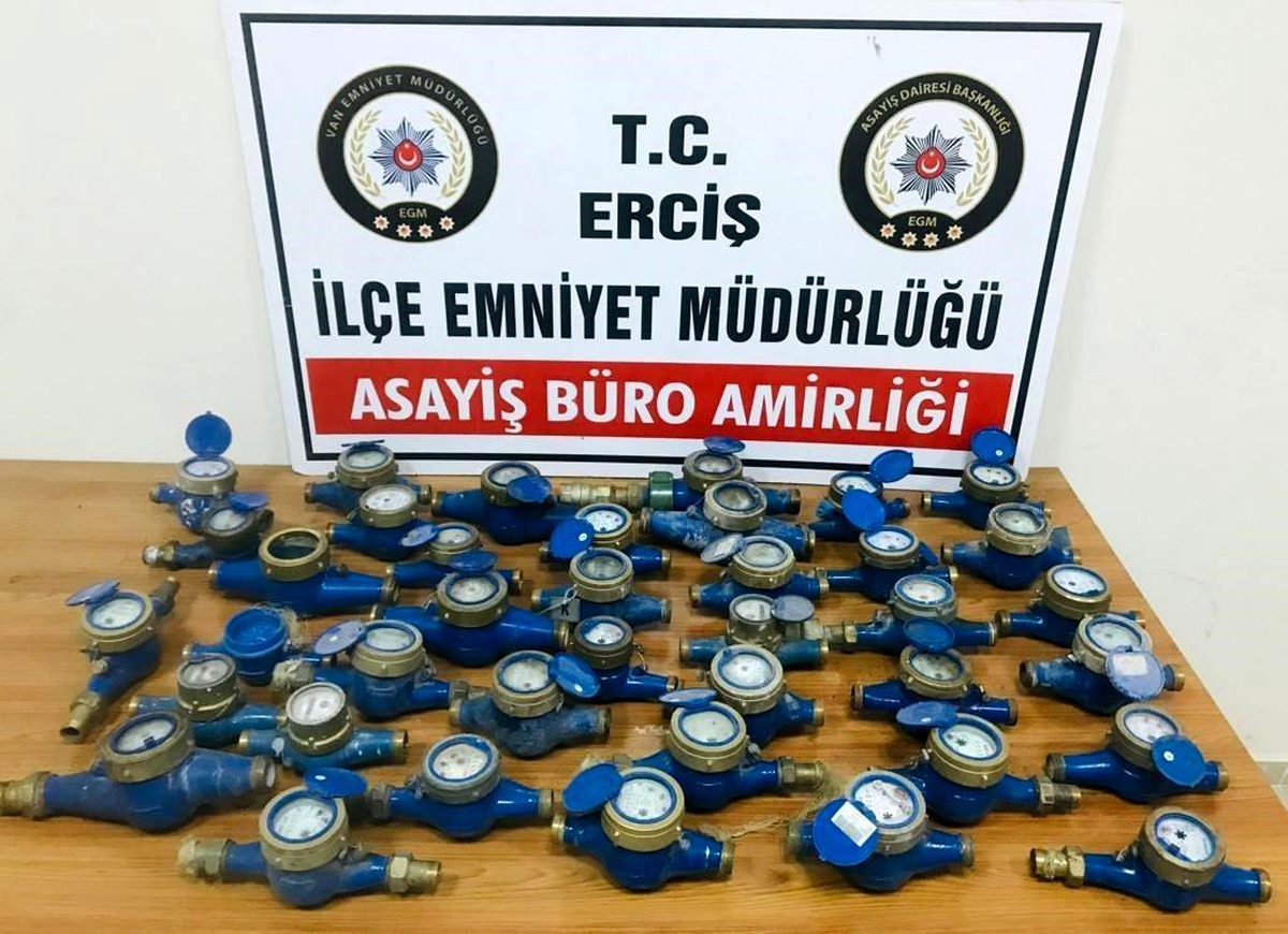 Van\'da 21 Şahıs Tutuklandı