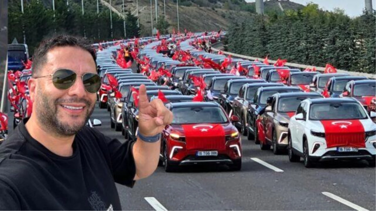 Türkiye\'nin yerli otomobili Togg, Cumhuriyet Bayramı\'nda özel bir konvoy düzenledi