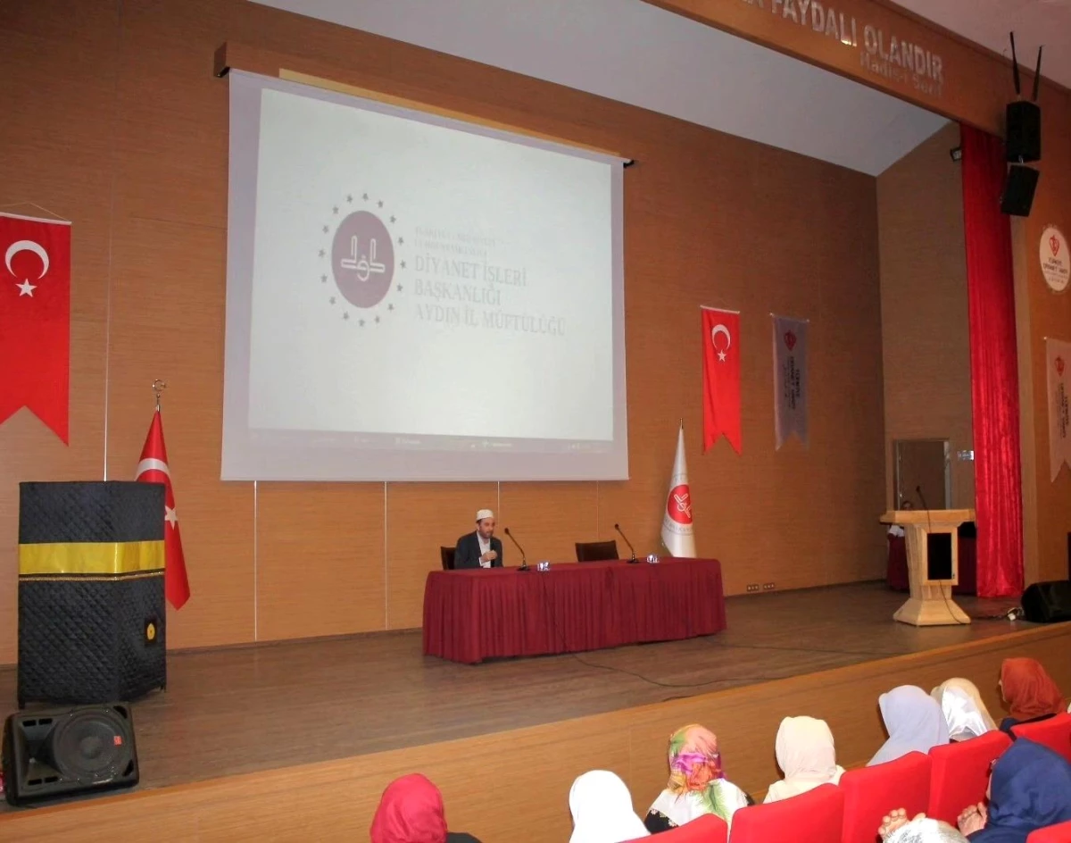 Aydın\'da \'2023 Yılı Umre Yolcuları Bilgilendirme Semineri\' düzenlendi