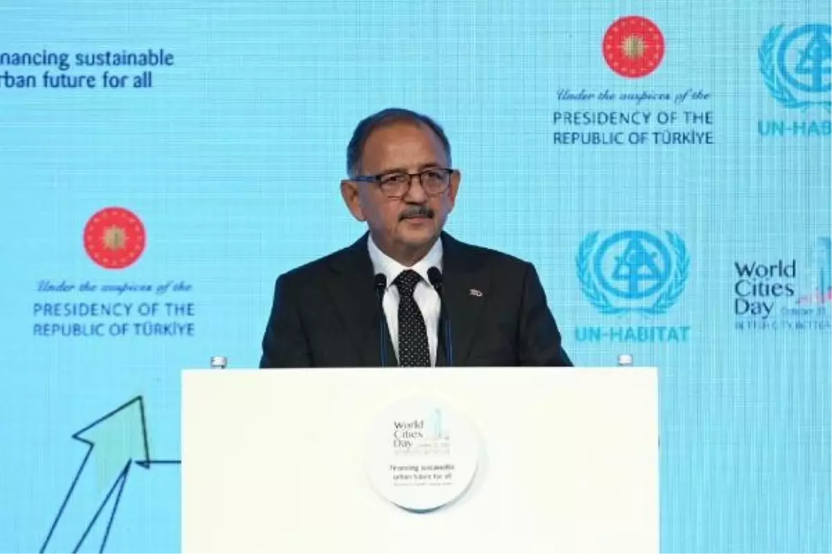 BAKAN ÖZHASEKİ: 1 AY İÇİNDE 50 BİN KADAR KONUTU TESLİM EDECEĞİZ