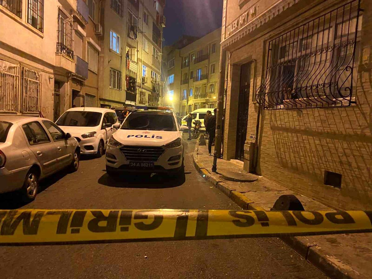 Beyoğlu\'nda Bipolar Hastası Bir Kişi Eşini Öldürdü ve İntihar Etti