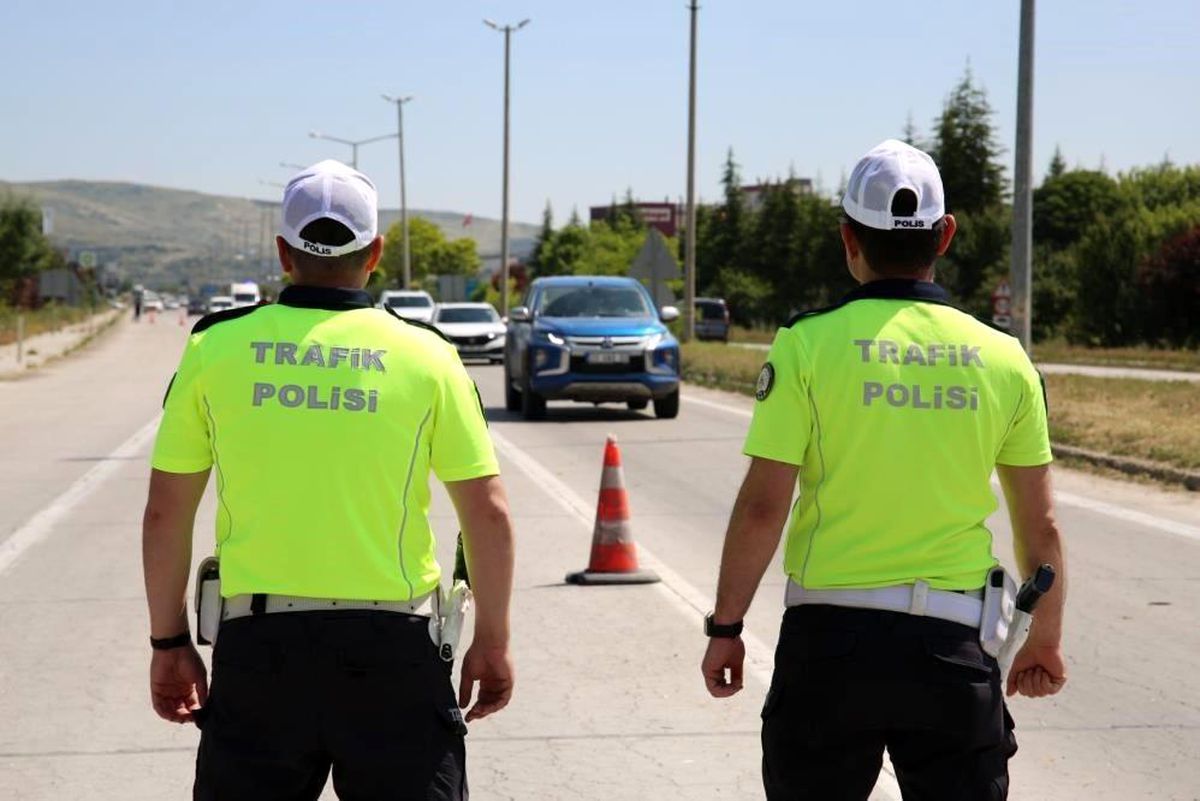 Erzurum\'da Bir Haftada 2 Bin 124 Sürücüye Para Cezası