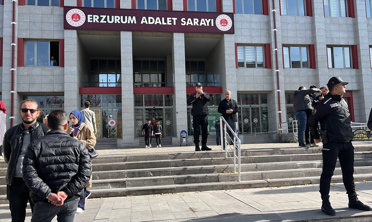 Erzurum\'da adliyede çıkan kavgada 1 kişi yaralandı, 9 kişi gözaltına alındı