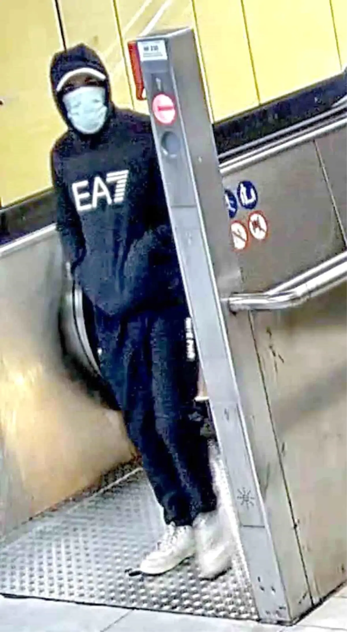 Frankfurt\'ta Merkez Tren İstasyonu\'nda El Bombası Bulundu