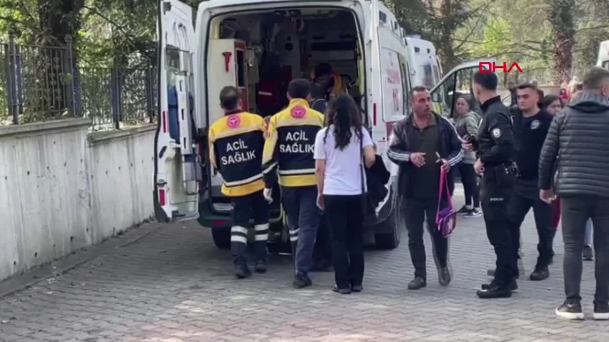 Zonguldak\'ta Cumhuriyet Bayramı kutlamalarında meşale faciası: 3 veli yaralandı