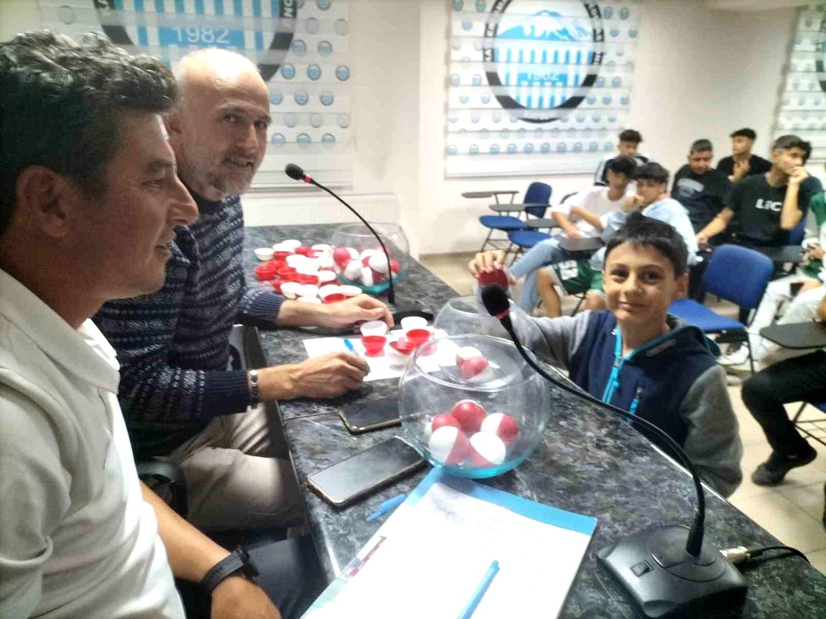 Kayseri U-16 Futbol Ligi Fikstür Çekimi Yapıldı