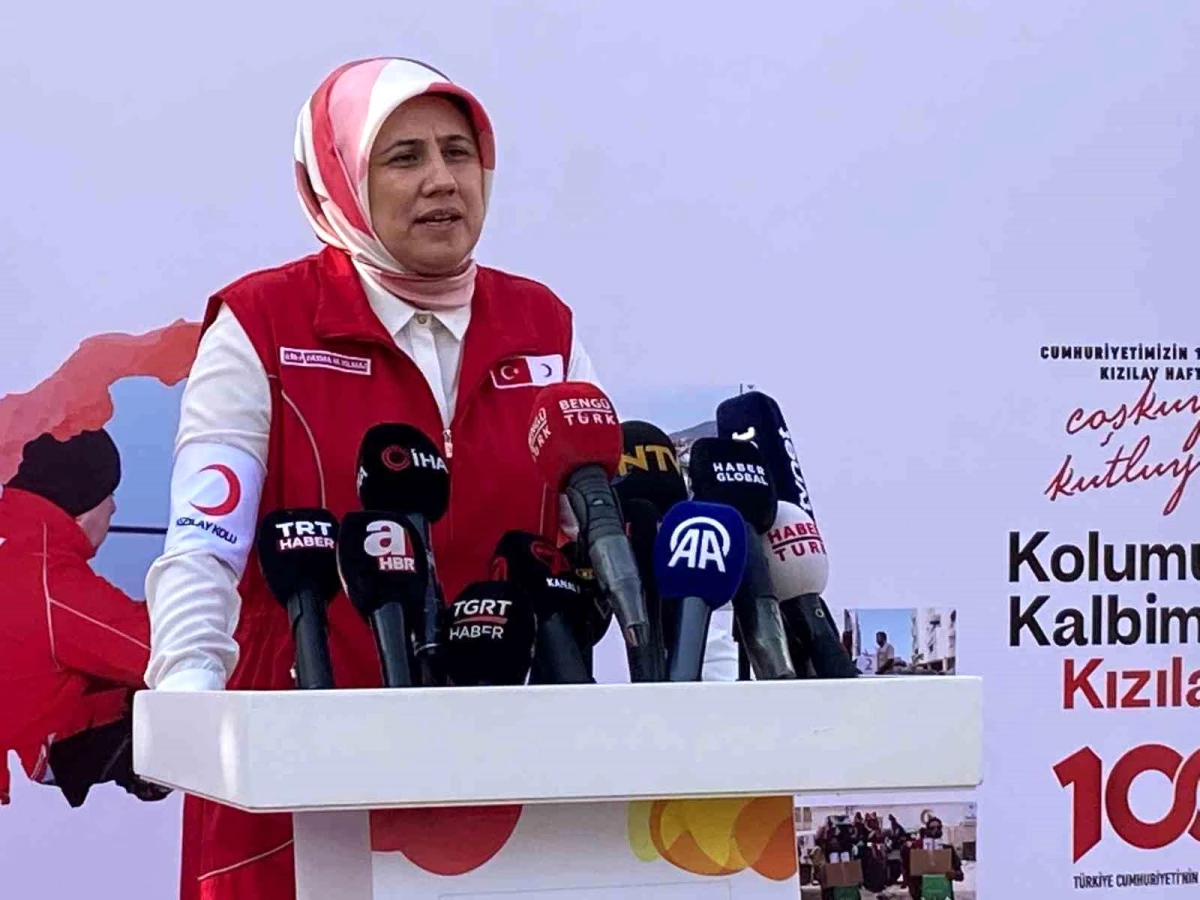 Türk Kızılay Derneği Genel Başkanı: Filistin Kızılay\'ına yardım edilen depo bombalandı