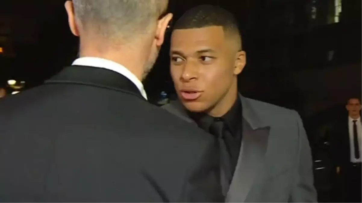 Ballon d\'Or\'a damga vuran an! Mbappe\'den "Madrid\'e geliyorsun değil mi?" diyen muhabire bomba hareket