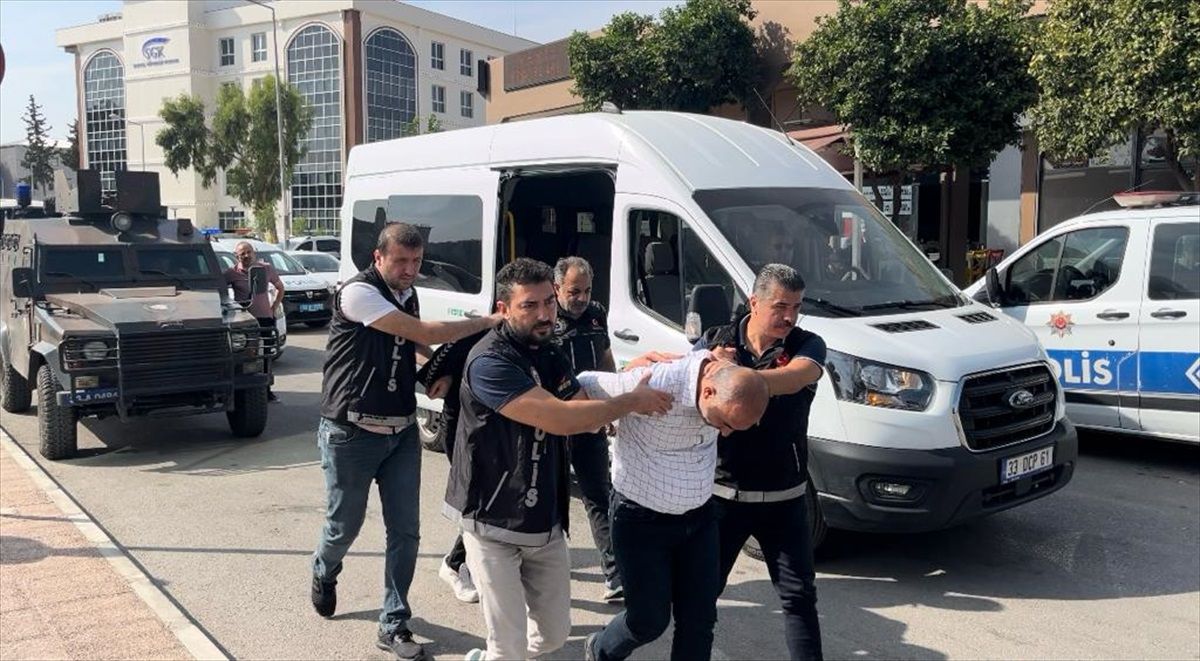 Mersin Limanı\'nda 610 Kilogram Kokain Ele Geçirildi, 3 Şüpheli Tutuklandı
