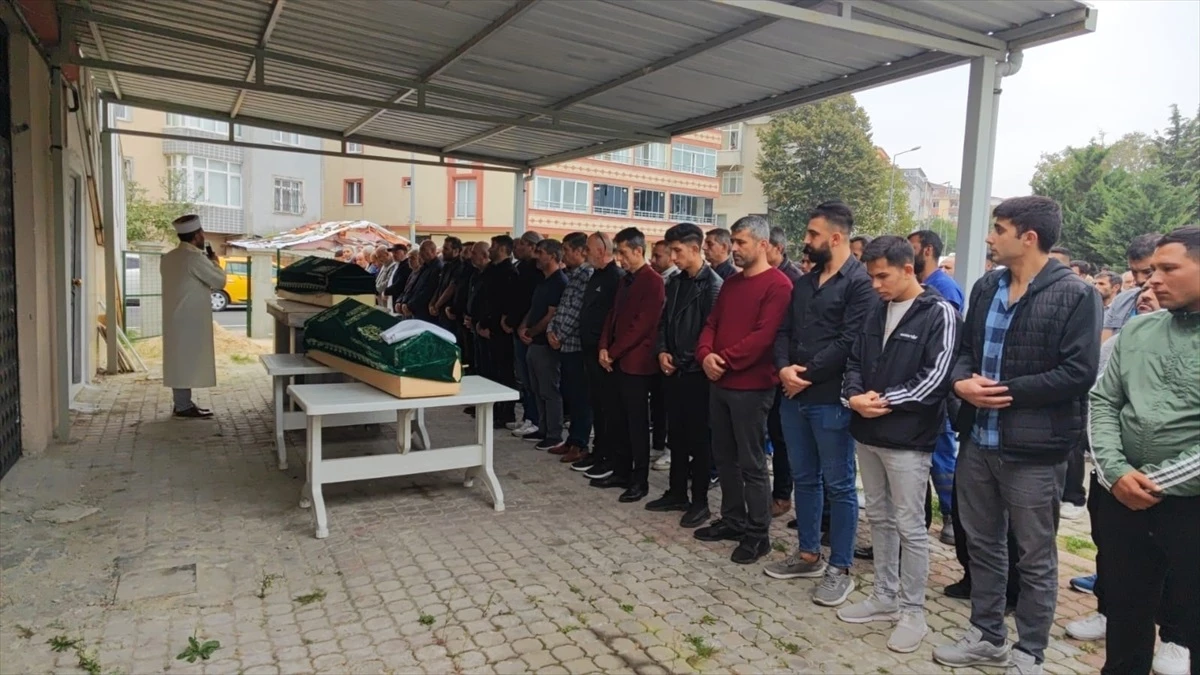 Çerkezköy\'de kavga sırasında pompalı tüfekle ateş edilerek öldürülen hamile kadının cenazesi toprağa verildi