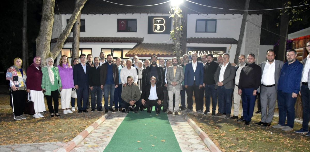 AK Parti\'den birlik beraberlik mesajı